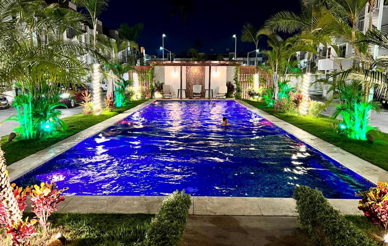 Penthouse Manzanillo Exclusivo Con Alberca Apartment Exterior foto