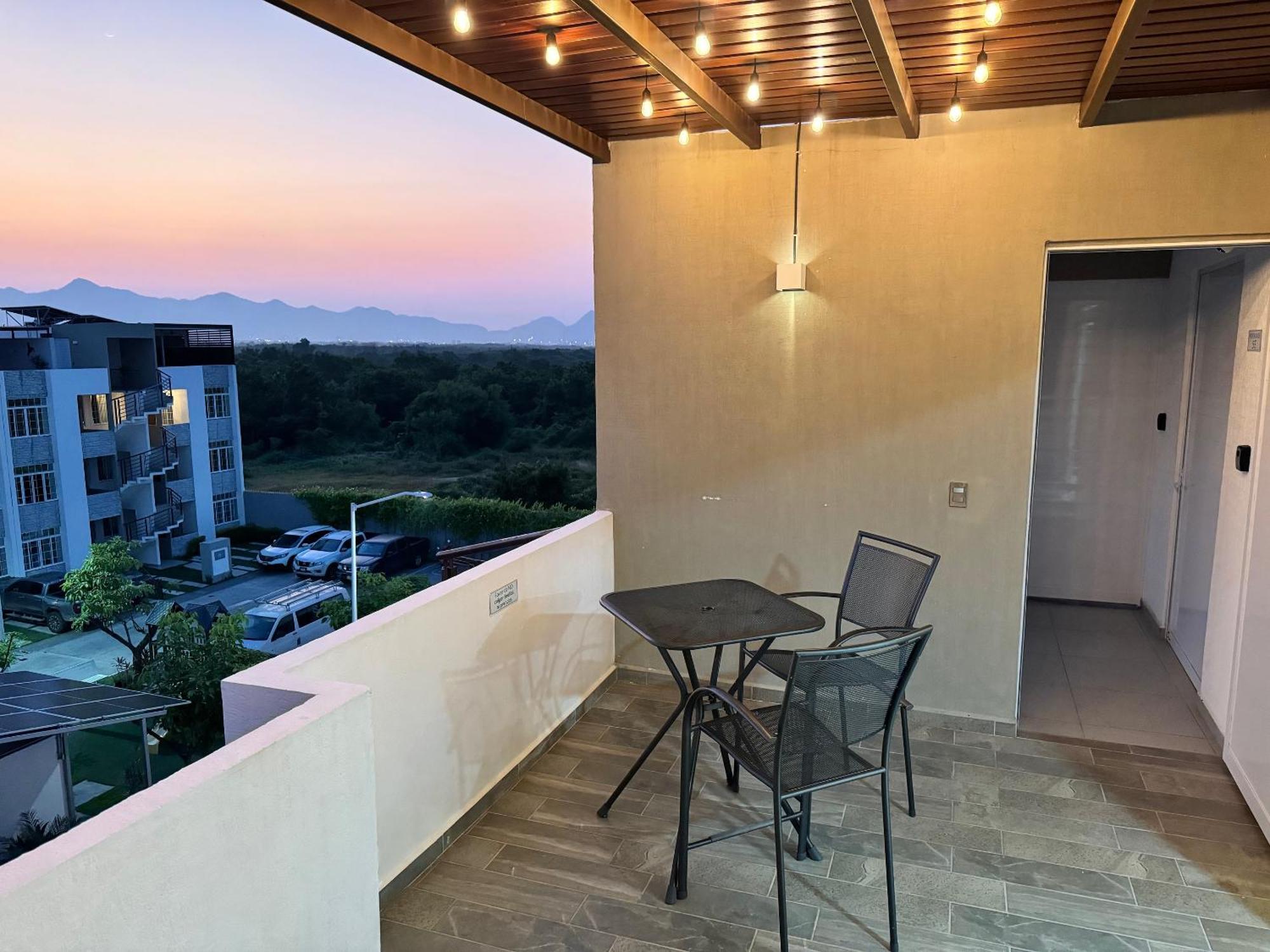 Penthouse Manzanillo Exclusivo Con Alberca Apartment Exterior foto